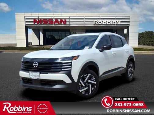 Aspen White Tri 2026 Nissan Kicks SV
