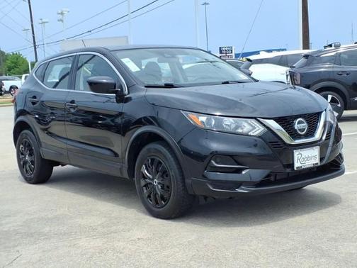 Magnetic Black 2020 Nissan Rogue Sport S