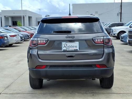 Gray 2024 Jeep Compass Latitude
