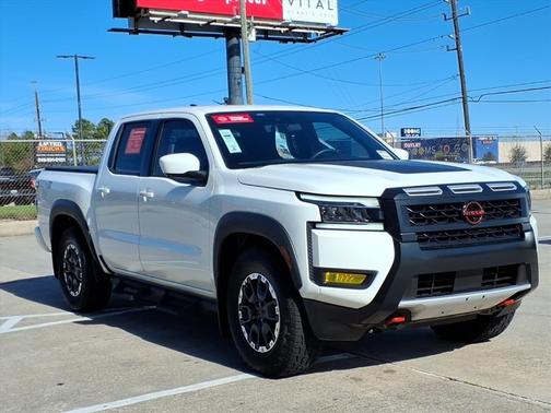 2025 Nissan Frontier PRO-X