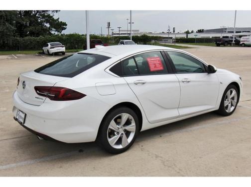 2018 Buick Regal Sportback Preferred