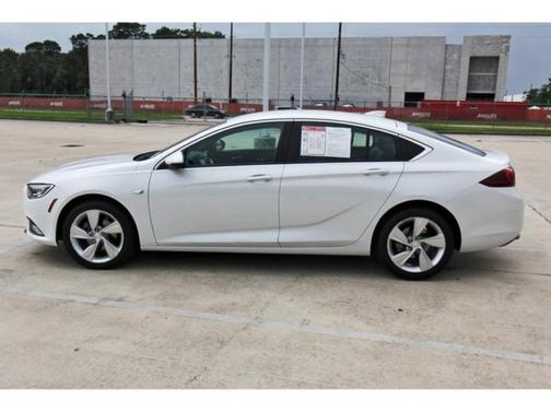 2018 Buick Regal Sportback Preferred