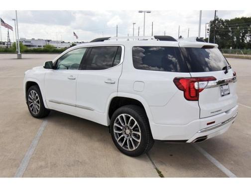 2020 GMC Acadia Denali