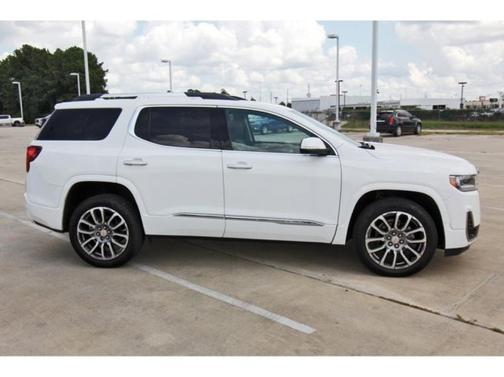 2020 GMC Acadia Denali