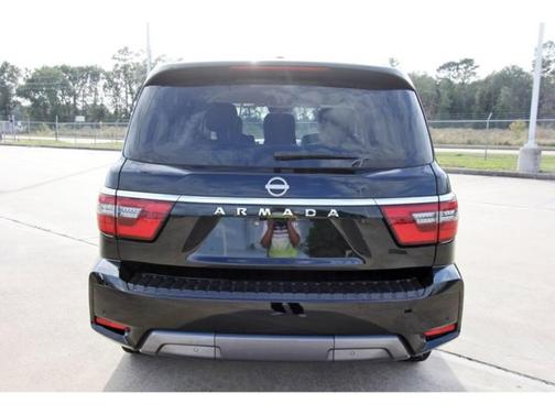 2024 Nissan Armada SV