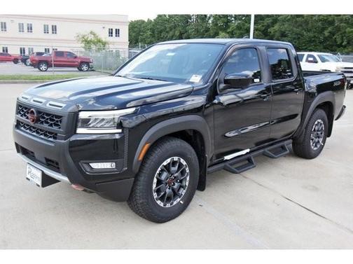 2025 Nissan Frontier PRO-X