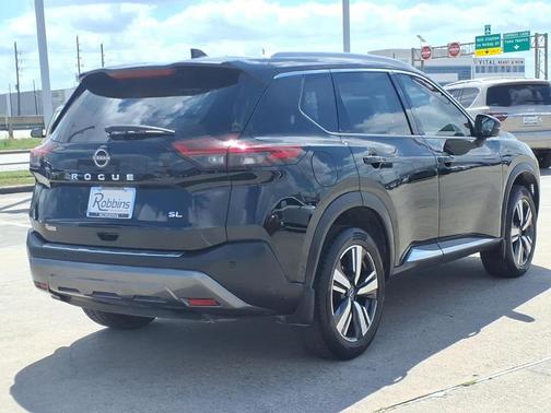 2023 Nissan Rogue SL