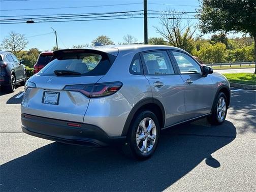 2025 Honda HR-V LX