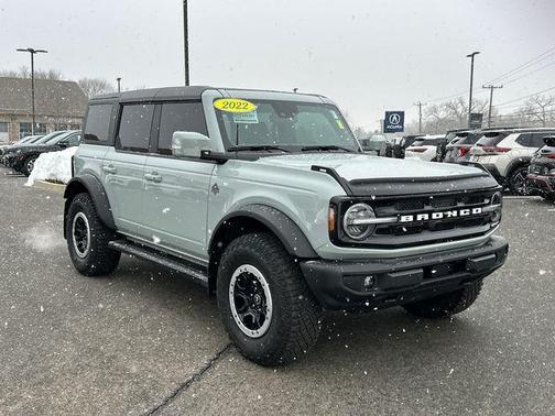 2022 Ford Bronco Outer Banks