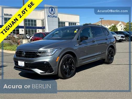 2024 Volkswagen Tiguan 2.0T SE R-Line Black