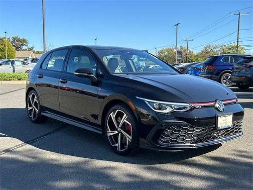 2024 Volkswagen Golf GTI 2.0T SE