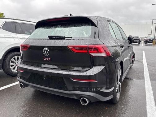 2024 Volkswagen Golf GTI 2.0T SE