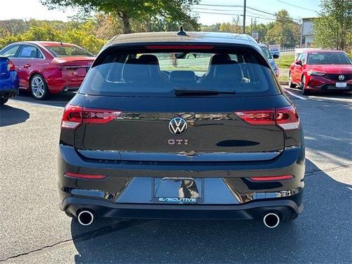 2024 Volkswagen Golf GTI 2.0T SE