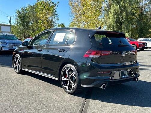 2024 Volkswagen Golf GTI 2.0T SE