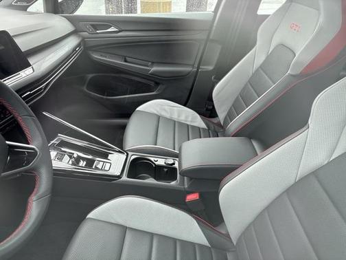 2024 Volkswagen Golf GTI 2.0T SE