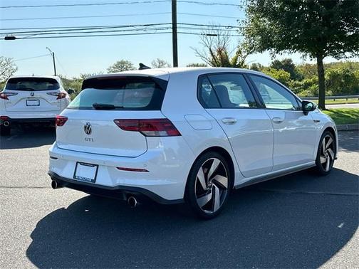 2024 Volkswagen Golf GTI 2.0T S