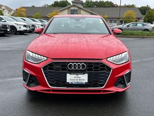 2024 Audi A4 45 S line quattro Premium