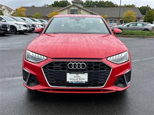 2024 Audi A4 45 S line quattro Premium