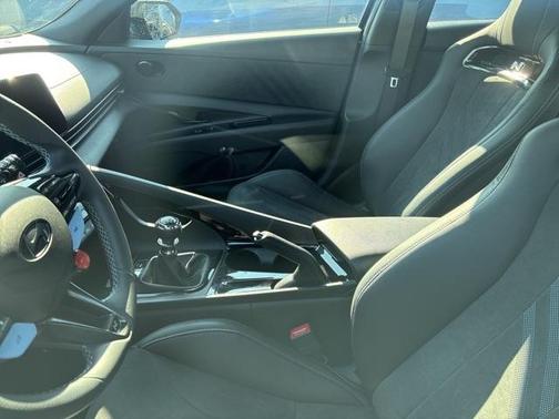 2025 Hyundai ELANTRA N Base (M6)