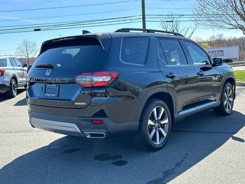 Black 2025 Honda Pilot Touring