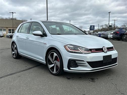 2019 Volkswagen Golf GTI 2.0T SE