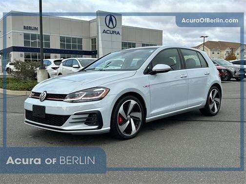 2019 Volkswagen Golf GTI 2.0T SE