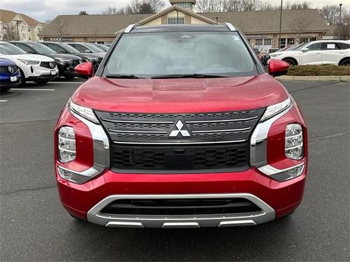 2024 Mitsubishi Outlander SEL Platinum Edition