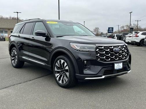Black 2025 Ford Explorer Platinum