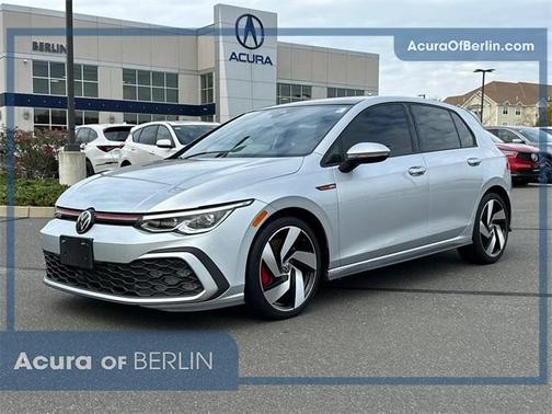 2023 Volkswagen Golf GTI 2.0T SE