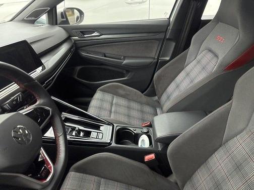 2023 Volkswagen Golf GTI 2.0T SE