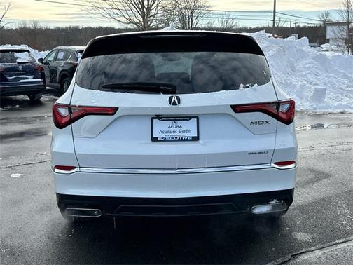 2023 Acura MDX 