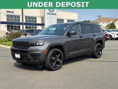 2022 Jeep Grand Cherokee L Laredo