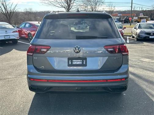2022 Volkswagen Tiguan 2.0T SE R-Line Black
