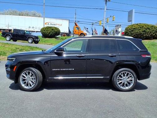 2022 Jeep Grand Cherokee Summit 4x4