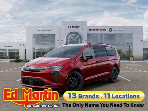 Red Hot Pearlcoat 2027 Chrysler Pacifica Limited