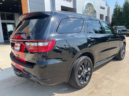 DB Black Crystal Clearcoat 2025 Dodge Durango R/T Plus AWD