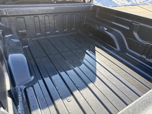 2026 Jeep Gladiator Sahara