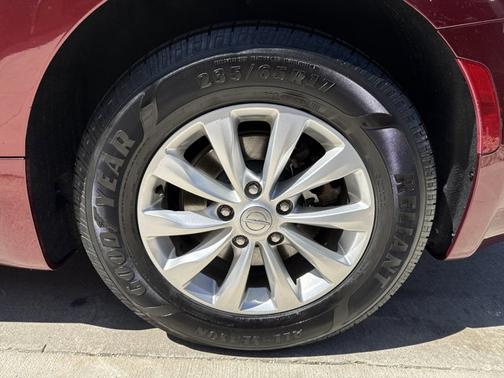 2018 Chrysler Pacifica Touring L Plus