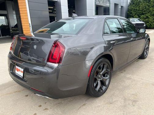 Granite Crystal Metallic Clearcoat 2021 Chrysler 300 S
