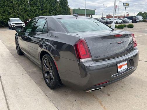 Granite Crystal Metallic Clearcoat 2021 Chrysler 300 S
