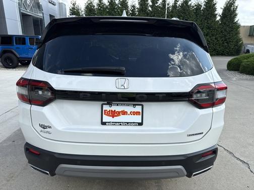 2023 Honda Pilot Touring