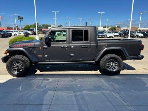 Granite Crystal Metallic Clearcoat 2024 Jeep Gladiator Mojave X