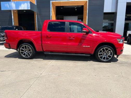 Flame Red Clearcoat 2019 RAM 1500 Laramie