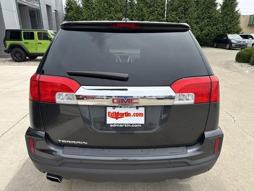 2017 GMC Terrain SLE-1
