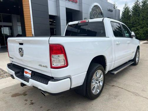 Bright White Clearcoat 2022 RAM 1500 Big Horn/Lone Star