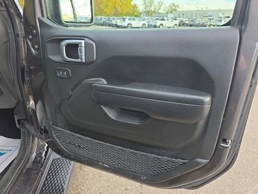 Granite Crystal Metallic Clearcoat 2022 Jeep Wrangler Unlimited Sport