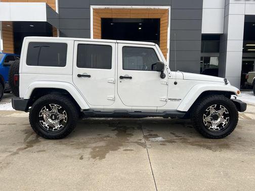 2013 Jeep Wrangler Unlimited Sahara