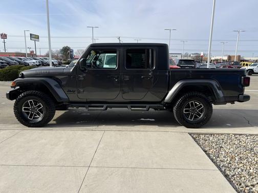 2021 Jeep Gladiator Willys