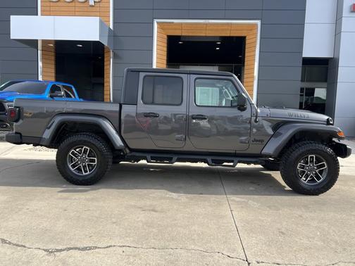 2021 Jeep Gladiator Willys