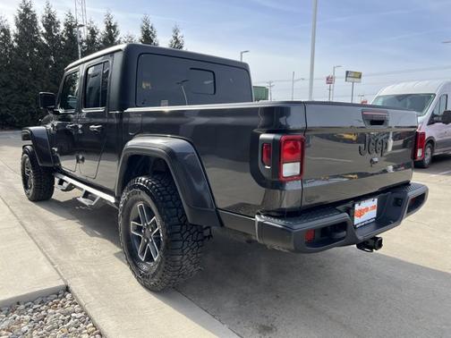 2021 Jeep Gladiator Willys